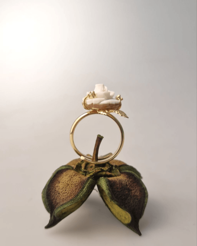 Anello Rosa Aurea in Cammeo 14mm
