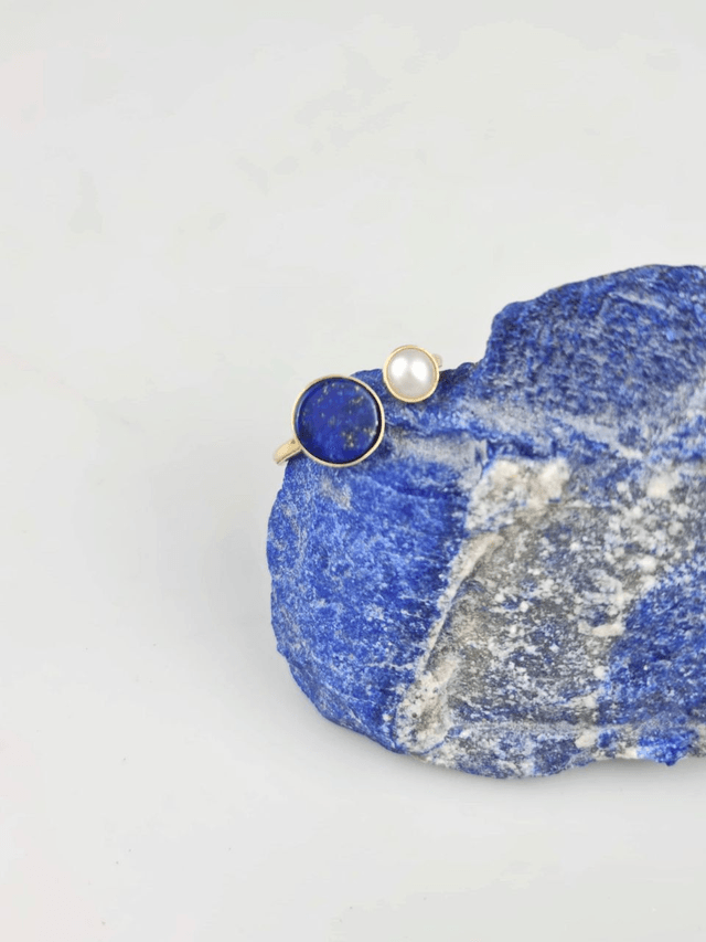 Anello Riflessi di Luna in Lapis e Perle