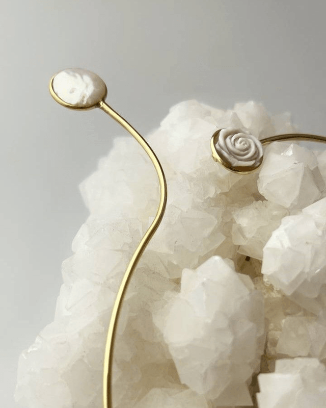Collana Pura – Rosa Cammeo e Perla Moneta