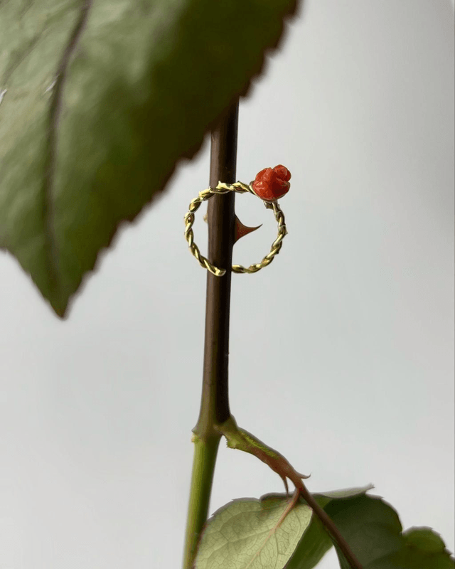 Anello Rosa Corallo Spinata