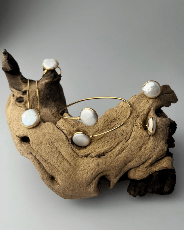 Orecchini Selene con Perla Moneta Pendolo