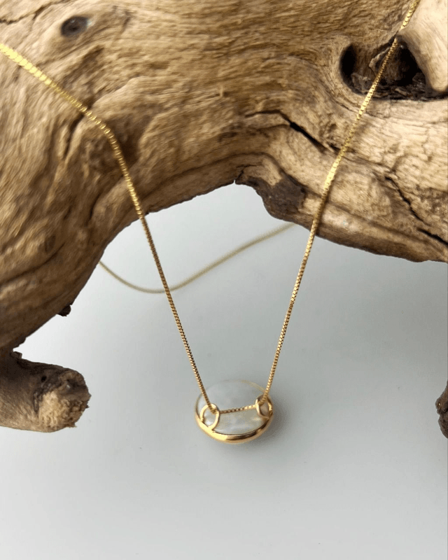 Pendente Selene con Perla Moneta
