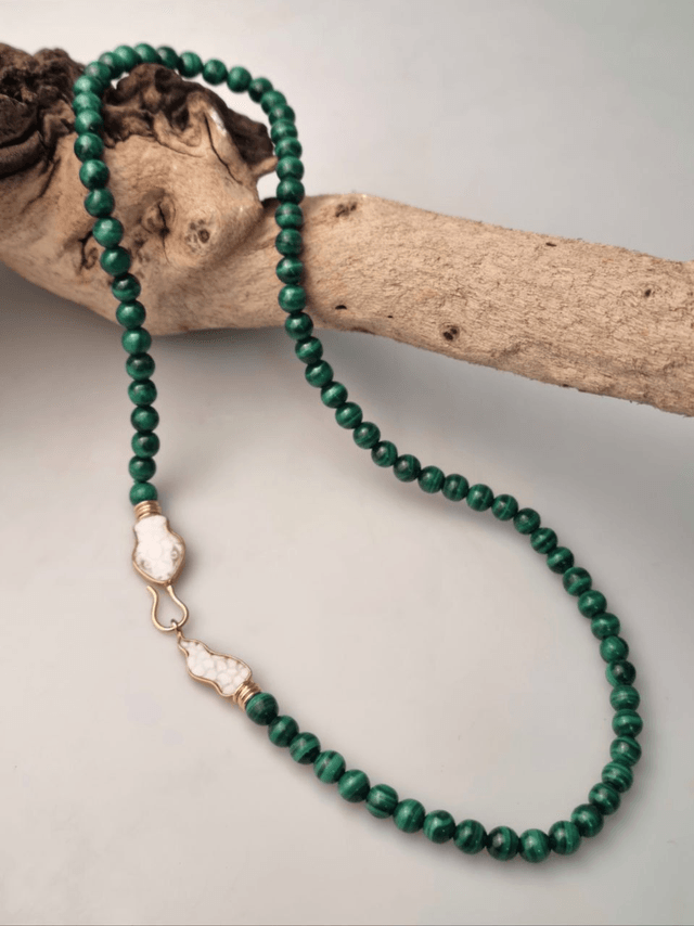 Collana Serpente Bianco Cammeo