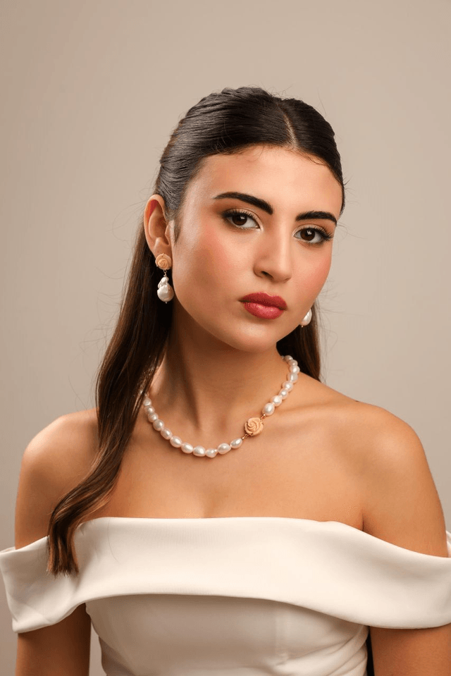 Collana Perle di Fiume e Rosa di Cammeo