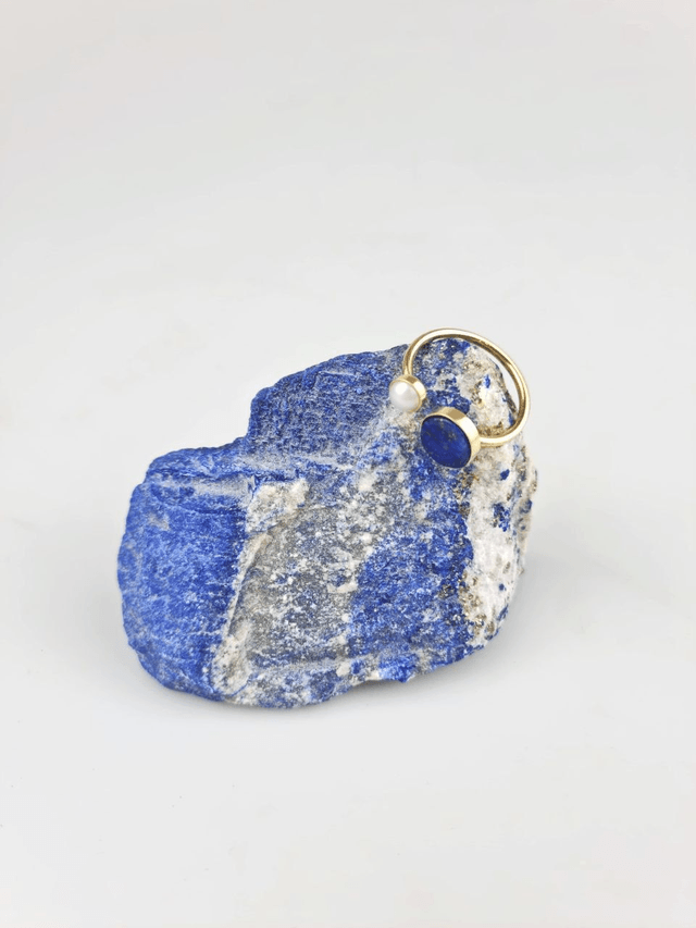 Anello Riflessi di Luna in Lapis e Perle