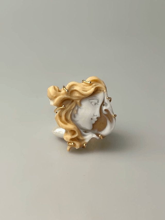 Anello Cammeo Dama dell'Alba