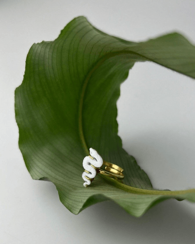 Anello Serpente Bianco Cammeo