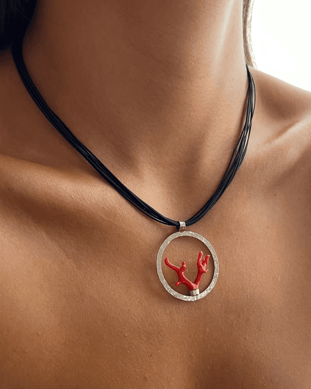 Pendente Ramo di Corallo in Argento Martellato