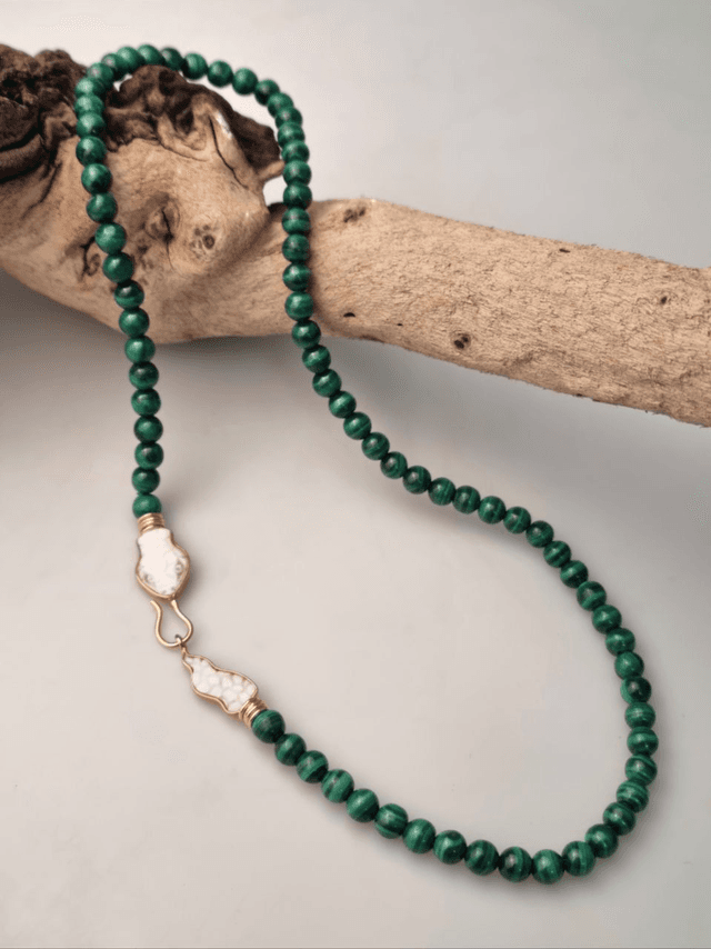 Collana Serpente Bianco Cammeo